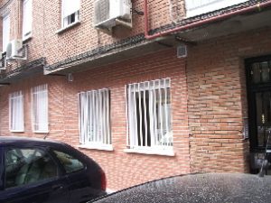 Reforma integral de cambio de uso de local comercial a vivienda en Móstoles (Madrid)